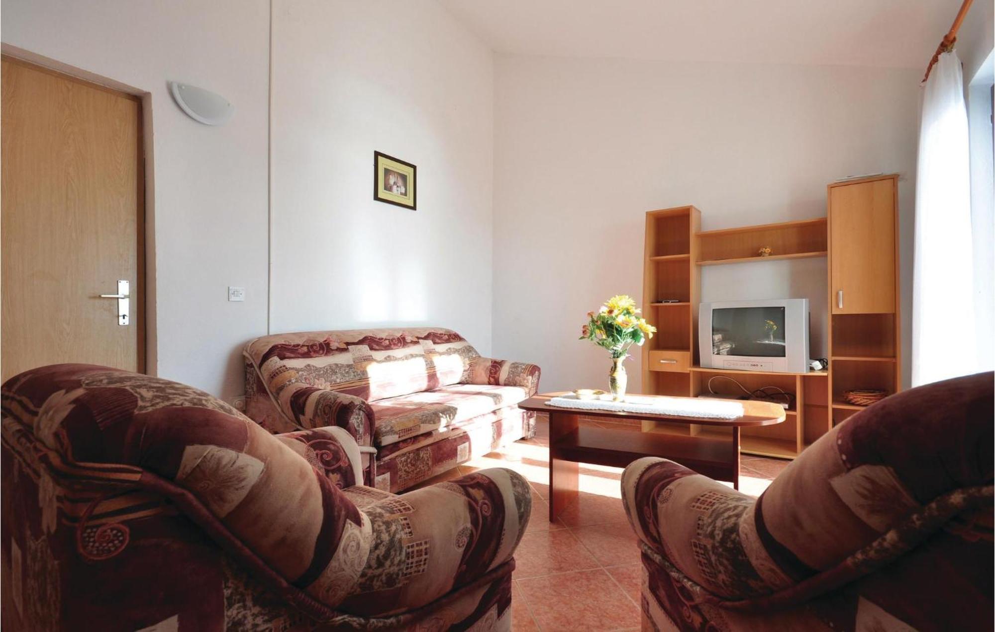 Amazing Apartment In Trogir With Kitchen Экстерьер фото